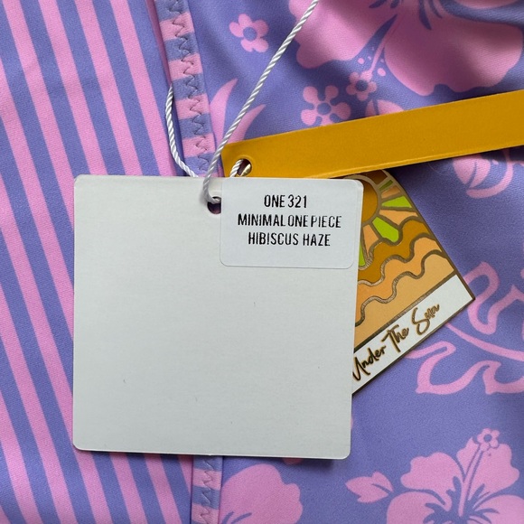 Kulani Kinis Cheeky one piece NWT swimsuit purple pink hibiscus flora Size S - Picture 9 of 9